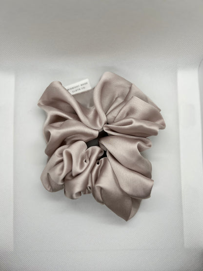 Medium Satin Scrunchie